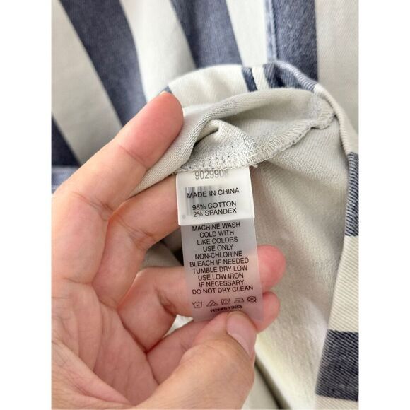 Vince Camuto Blue Denim Striped Casual Overall Dress Size Extra Small - Picture 12 of 12